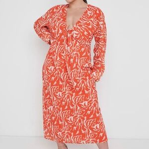 Pretty Lavish Vibrant Orange and White Patterned Dress Sz 22